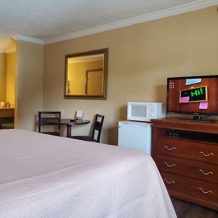 Colonial House Motel 鸽子谷 外观 照片