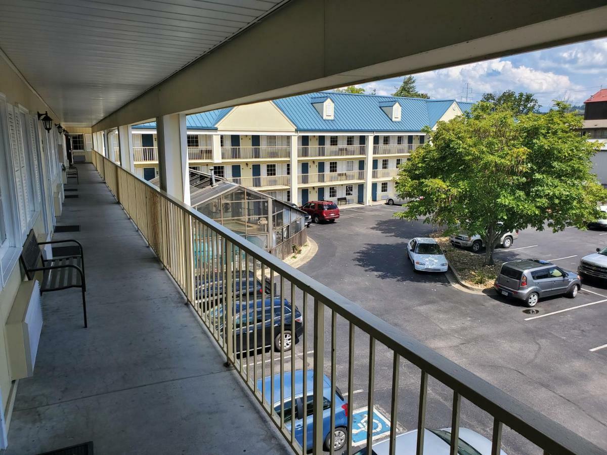 Colonial House Motel 鸽子谷 外观 照片