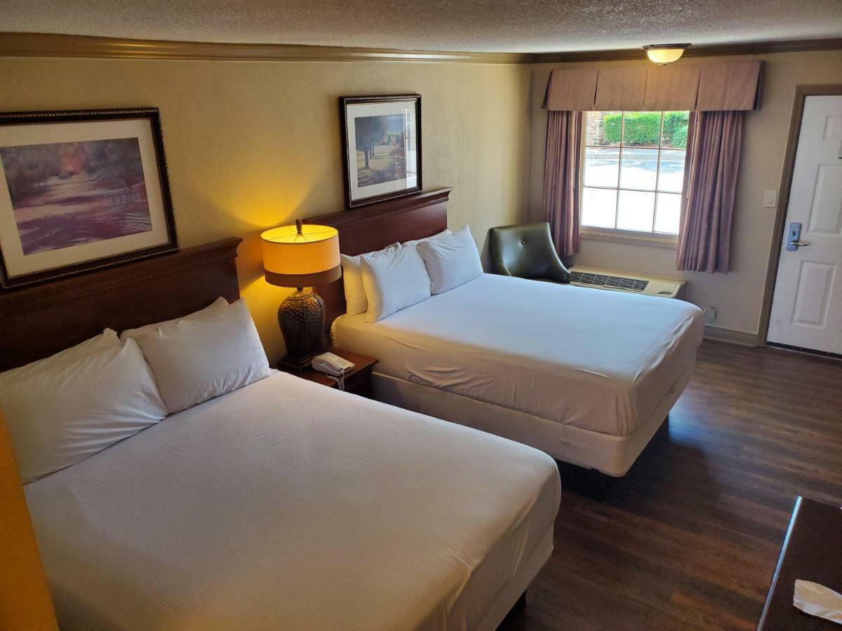 Colonial House Motel 鸽子谷 外观 照片