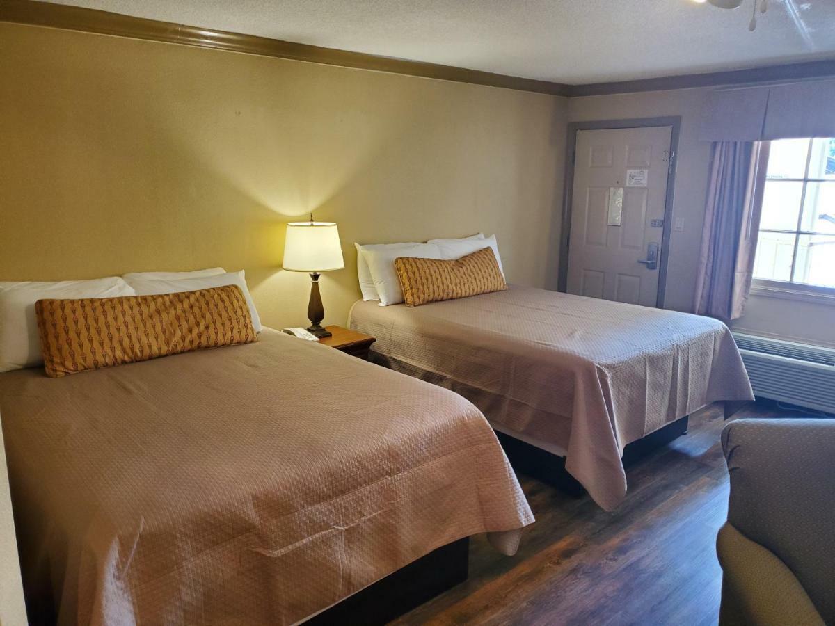 Colonial House Motel 鸽子谷 外观 照片